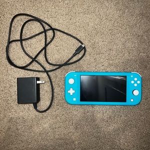 NINTENDO SWITCH TEAL LITE🩵